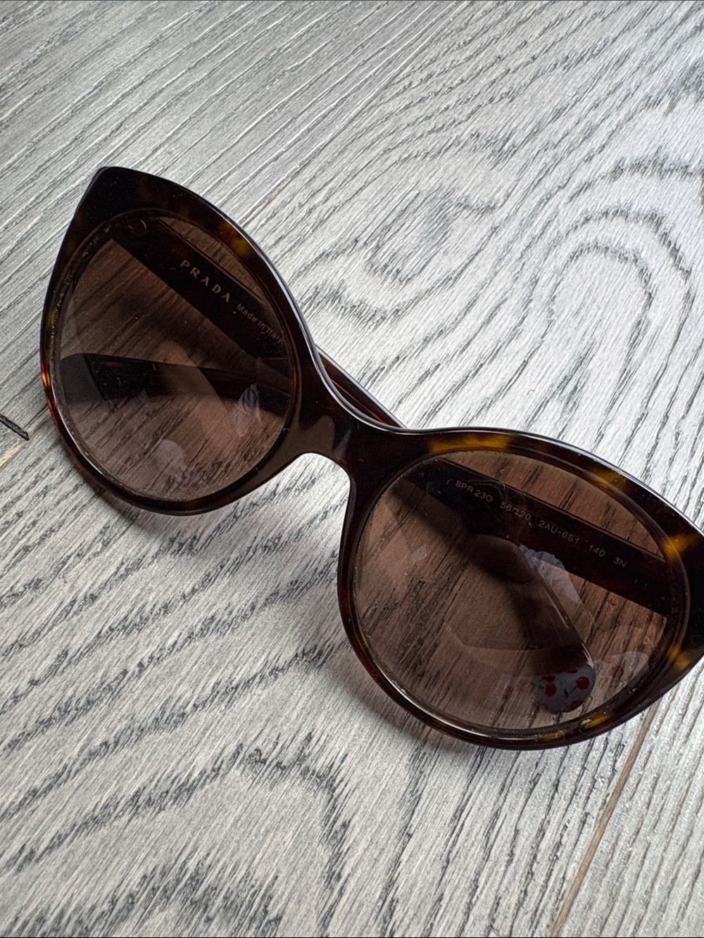 Prada Tortoiseshell Cat-Eye Sunglasses - Brown